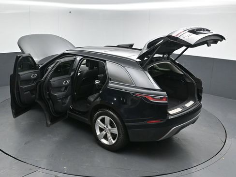 Used 2019 Land Rover Range Rover Velar S AWD/4WD image 57