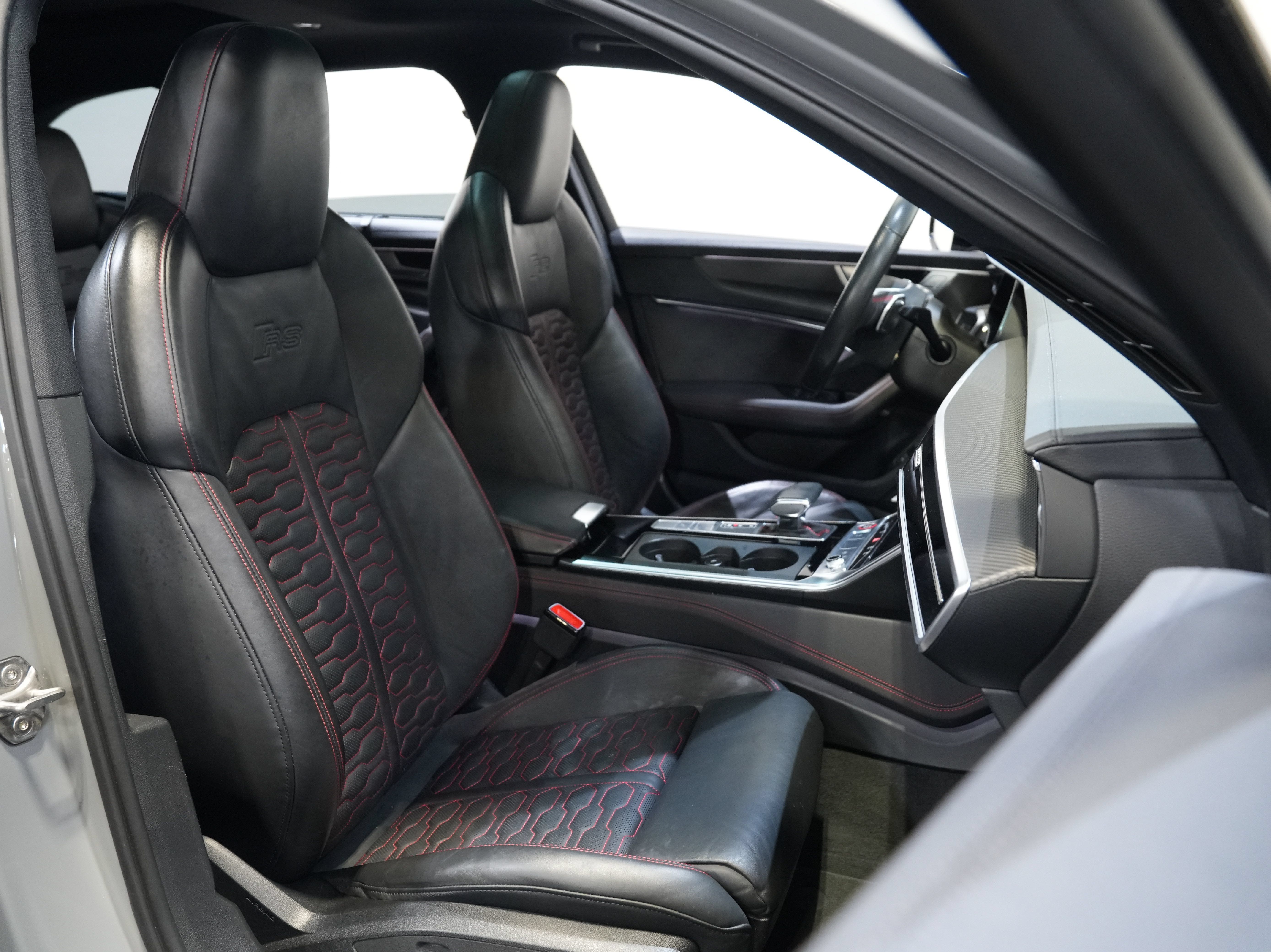 Used 2022 Audi RS 6 AWD/4WD image 33