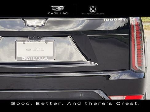 Certified 2025 Cadillac Escalade IQ Luxury 2 w/ LPO, Premium Carpet Package AWD/4WD image 7