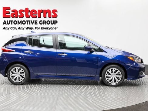 Used 2023 Nissan Leaf S image 4