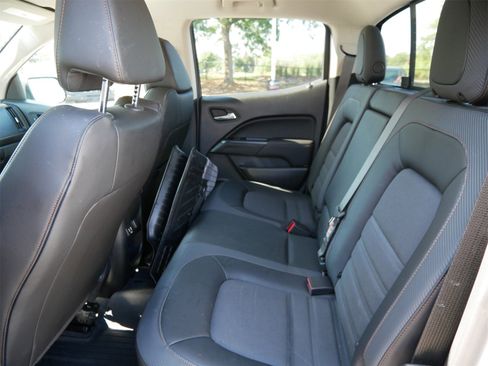 Used 2021 GMC Canyon AT4 image 9