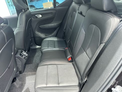 Used 2026 Volvo XC40 B5 Core w/ Protection Package Premier AWD/4WD image 23