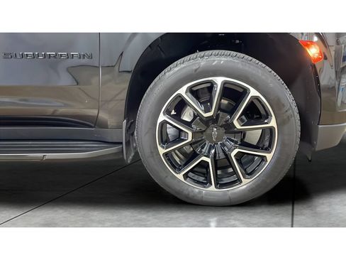 Used 2024 Chevrolet Suburban RST w/ Sport Performance Package AWD/4WD image 21