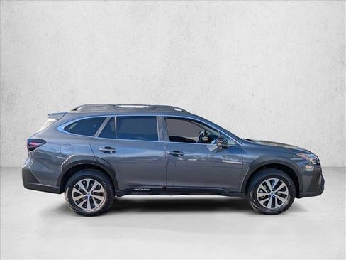 Certified 2025 Subaru Outback Premium image 9