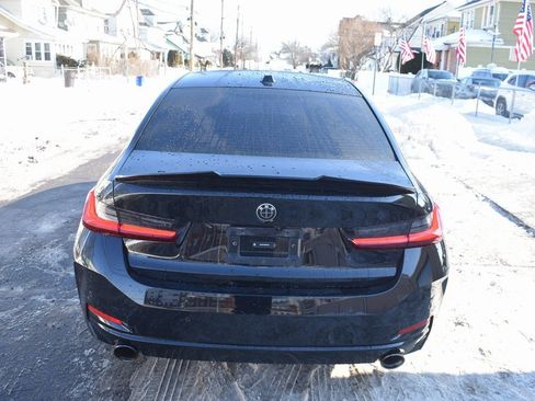 Used 2024 BMW 330i 330i w/ Convenience Package image 7