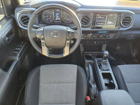 Used 2023 Toyota Tacoma TRD Sport AWD/4WD image 30