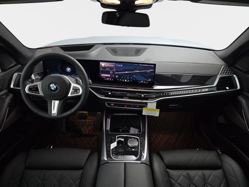New 2026 BMW X5 xDrive40i w/ M Sport Package AWD/4WD image 10