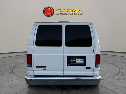 Used 2008 Ford E-350 and Econoline 350 XLT image 4