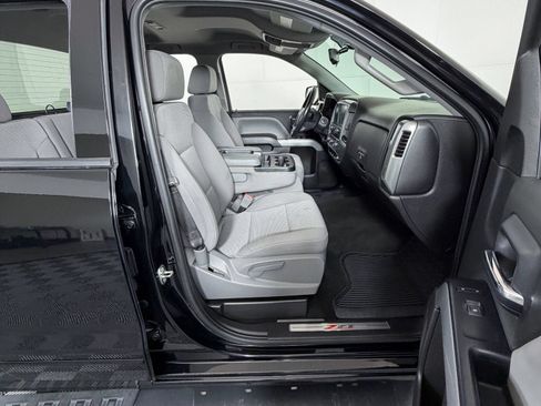 Used 2018 Chevrolet Silverado 1500 LT w/ Texas Edition AWD/4WD image 6