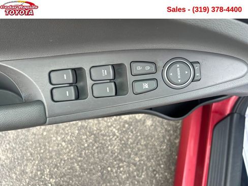 Used 2014 Hyundai Sonata GLS image 11