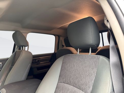 Used 2019 RAM 1500 Big Horn AWD/4WD image 13