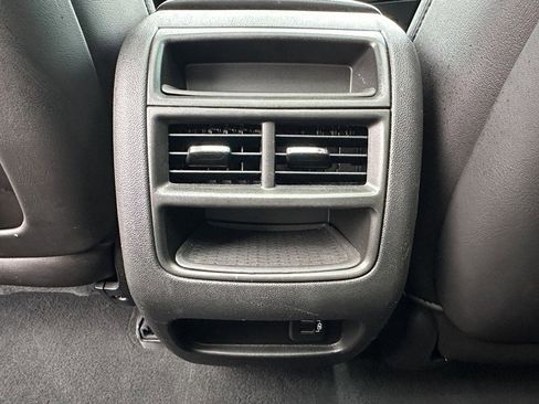 Used 2019 Cadillac XT5 Luxury image 11