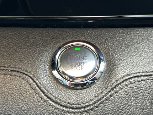 Used 2022 Lincoln Navigator Reserve AWD/4WD image 23