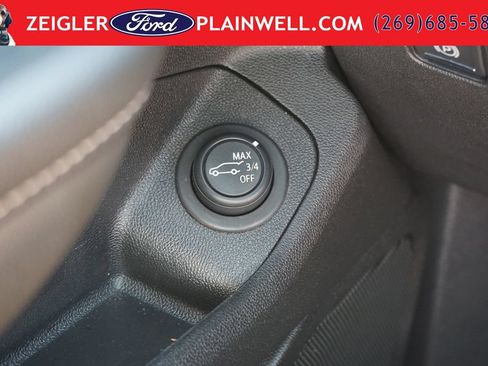 Used 2022 GMC Terrain SLT w/ Tech Package AWD/4WD image 34