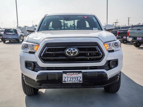 Certified 2020 Toyota Tacoma SR image 2