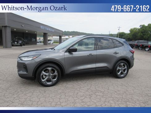 Used 2025 Ford Escape ST-Line FWD image 6