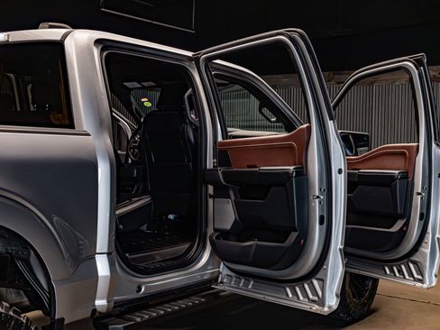 Used 2023 Ford F150 Lariat AWD/4WD image 31