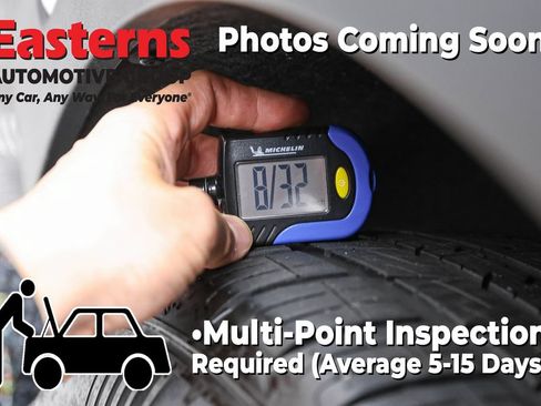 Used 2025 Chevrolet Blazer LT FWD image 29