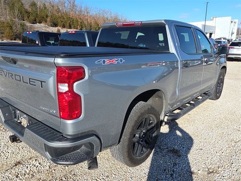 Certified 2025 Chevrolet Silverado 1500 Custom w/ Turbomax Blackout Package image 8