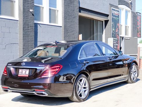 Used 2018 Mercedes-Benz S 560 4MATIC Sedan image 4