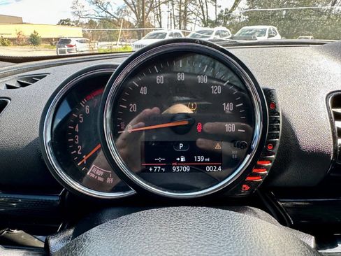 Used 2017 MINI Cooper Clubman image 24