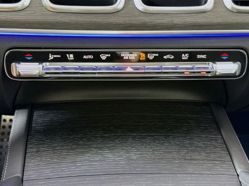 New 2026 Mercedes-Benz GLS 450 4MATIC image 16