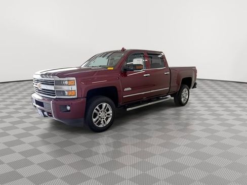 Used 2016 Chevrolet Silverado 2500 High Country w/ Duramax Plus Package AWD/4WD image 6