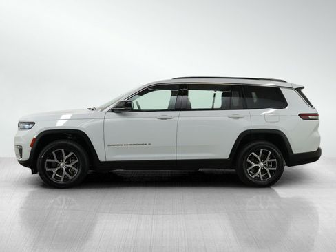 Used 2024 Jeep Grand Cherokee L Limited w/ Luxury Tech Group II image 2