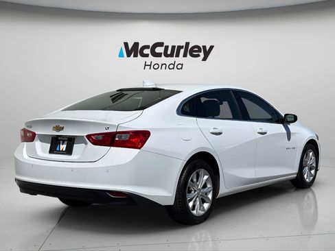 Used 2024 Chevrolet Malibu LT FWD image 3