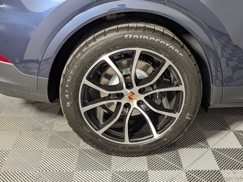 New 2026 Porsche Cayenne AWD/4WD image 13