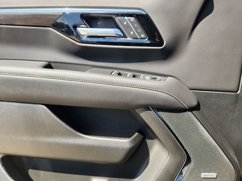 New 2026 Chevrolet Tahoe Premier w/ Sun And Tow Package image 17