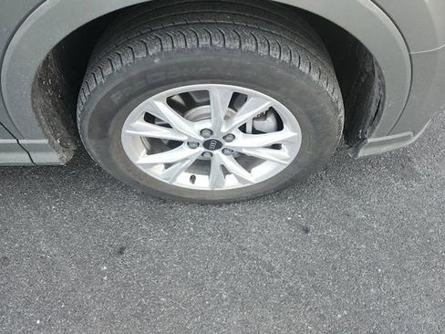 Used 2025 Audi Q3 2.0T Premium image 11