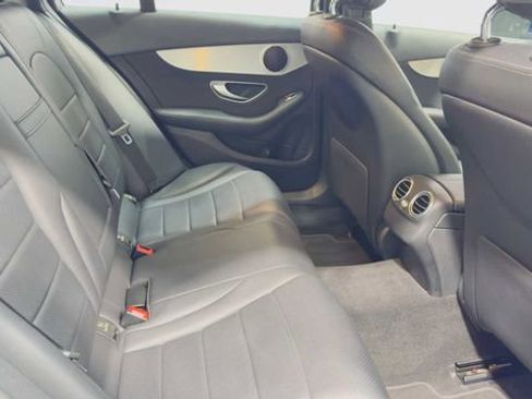 Used 2019 Mercedes-Benz C 300 Sedan image 15