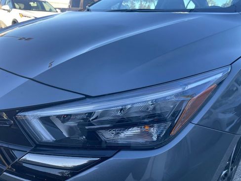 Certified 2025 Nissan Versa SR w/ Trunk Package image 35