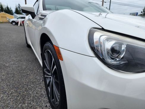 Used 2013 Subaru BRZ Premium RWD image 26