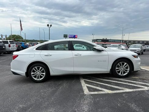 Used 2017 Chevrolet Malibu LT FWD image 6