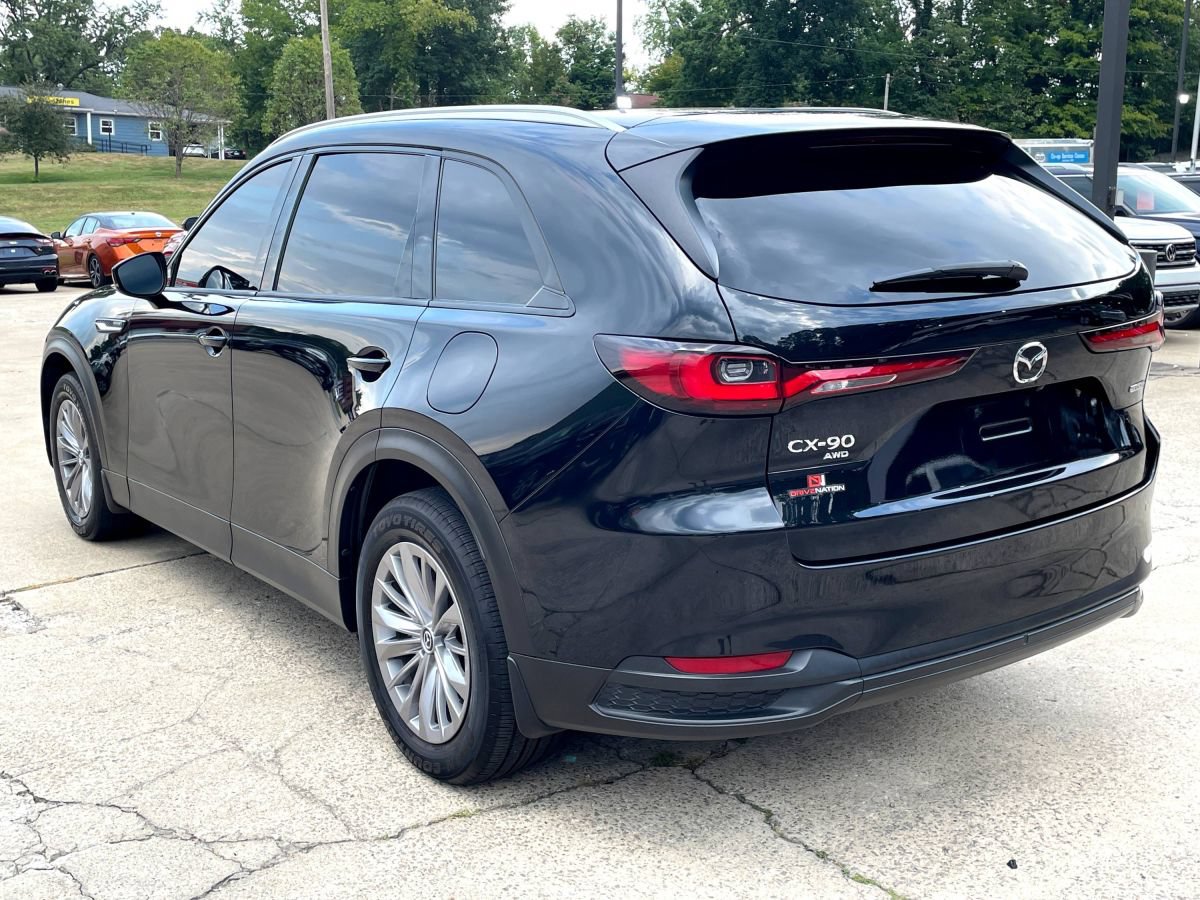 Used 2024 MAZDA CX-90 Plug-In Hybrid w/ Preferred AWD/4WD image 5