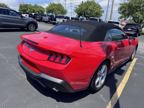 Used 2026 Ford Mustang Premium RWD image 4