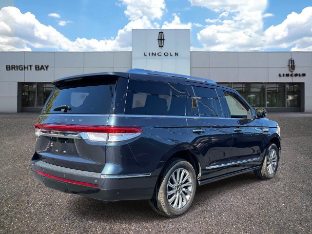 Certified 2022 Lincoln Navigator 4WD image 5
