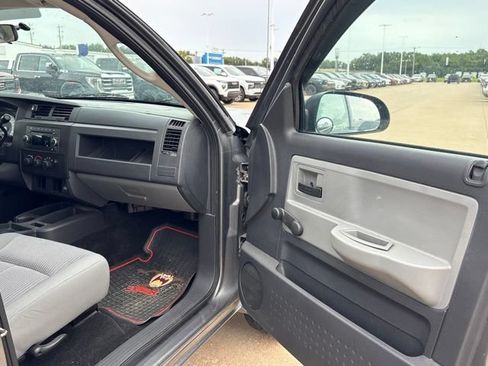 Used 2010 Dodge Dakota ST RWD image 22