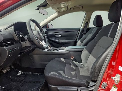 Used 2024 Nissan Sentra SV FWD image 19