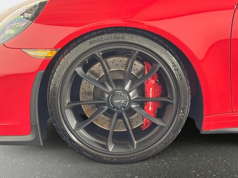 Used 2018 Porsche 911 GT3 RWD image 12