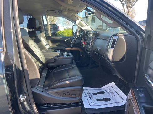 Used 2018 Chevrolet Silverado 3500 LTZ w/ Duramax Plus Package AWD/4WD image 11