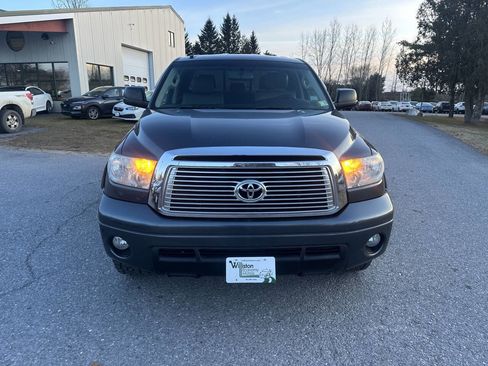 Used 2010 Toyota Tundra Limited AWD/4WD image 9
