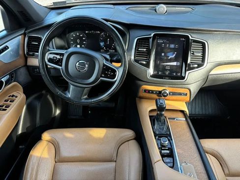 Used 2017 Volvo XC90 T6 Inscription w/ Vision Package AWD/4WD image 19