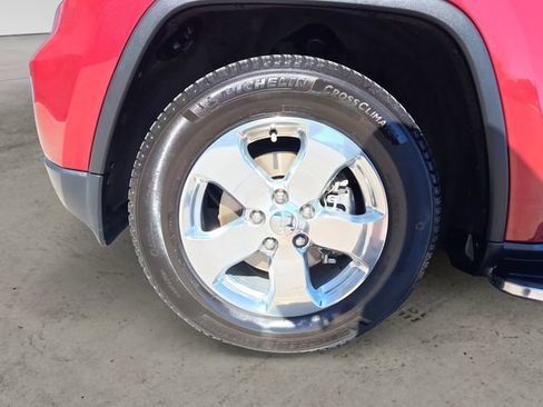 Used 2012 Jeep Grand Cherokee Limited w/ Trailer Tow Group AWD/4WD image 14