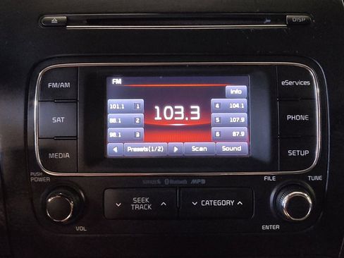 Used 2014 Kia Forte EX FWD image 25