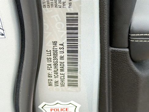 Used 2024 Jeep Grand Cherokee Limited image 45