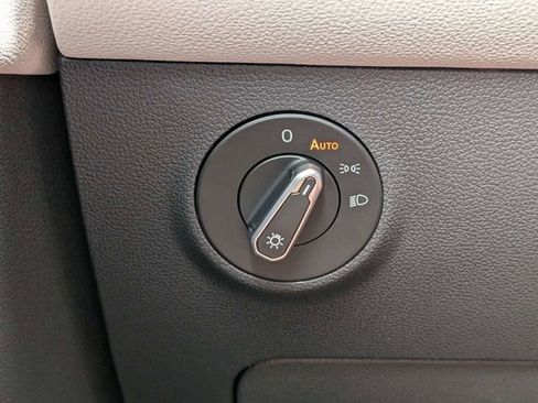 New 2026 Volkswagen Taos S FWD image 25