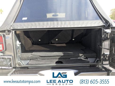 Used 2016 Jeep Wrangler Unlimited Sahara w/ Max Tow Package image 12